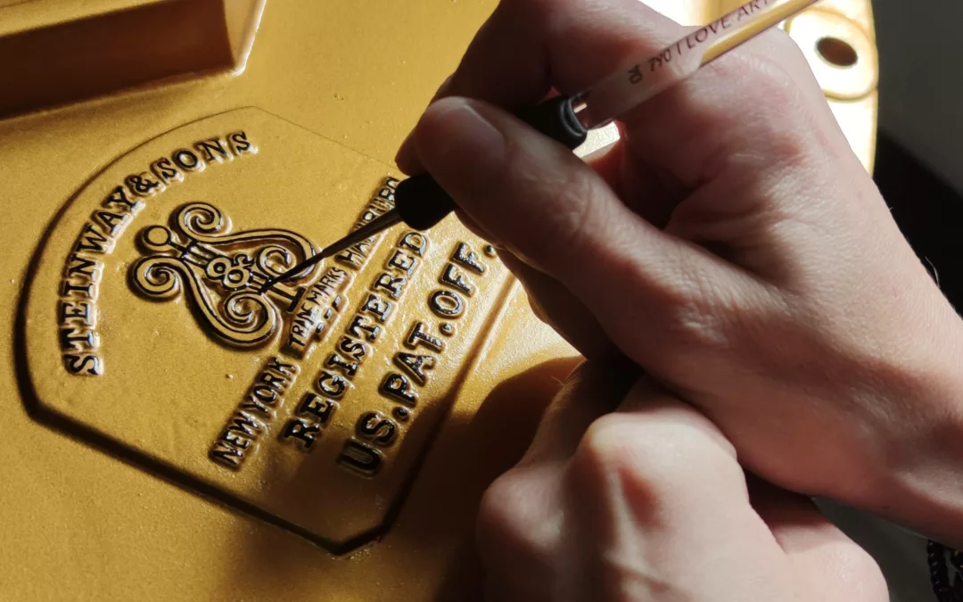 Lettrage pour un piano « Steinway & Sons » – Particulier – Nice